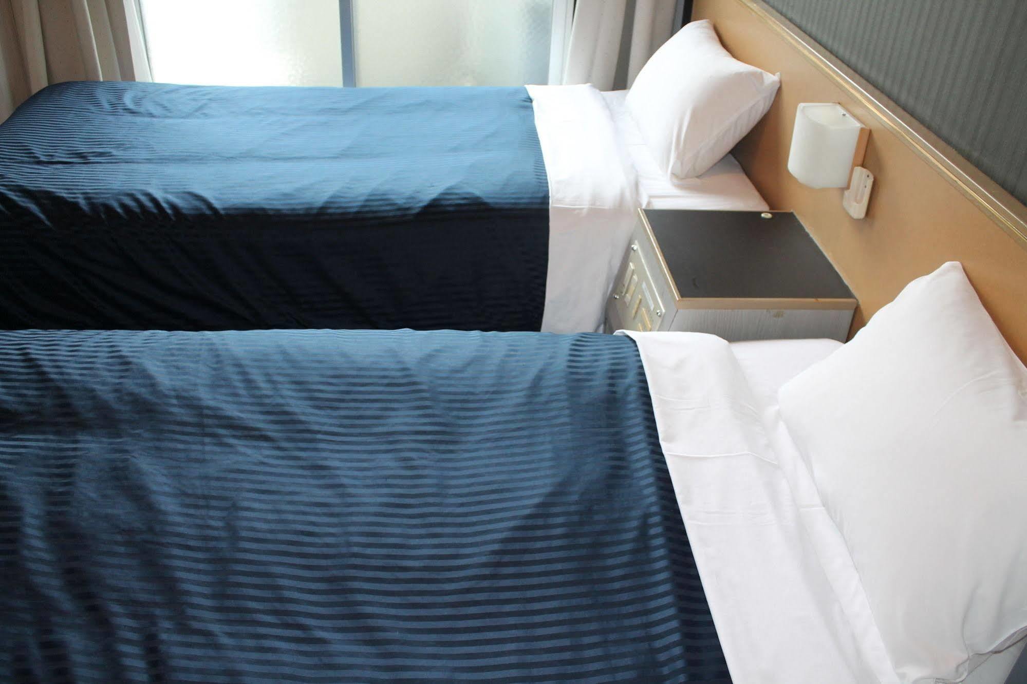 Hotel Livemax Osaka Namba Extérieur photo